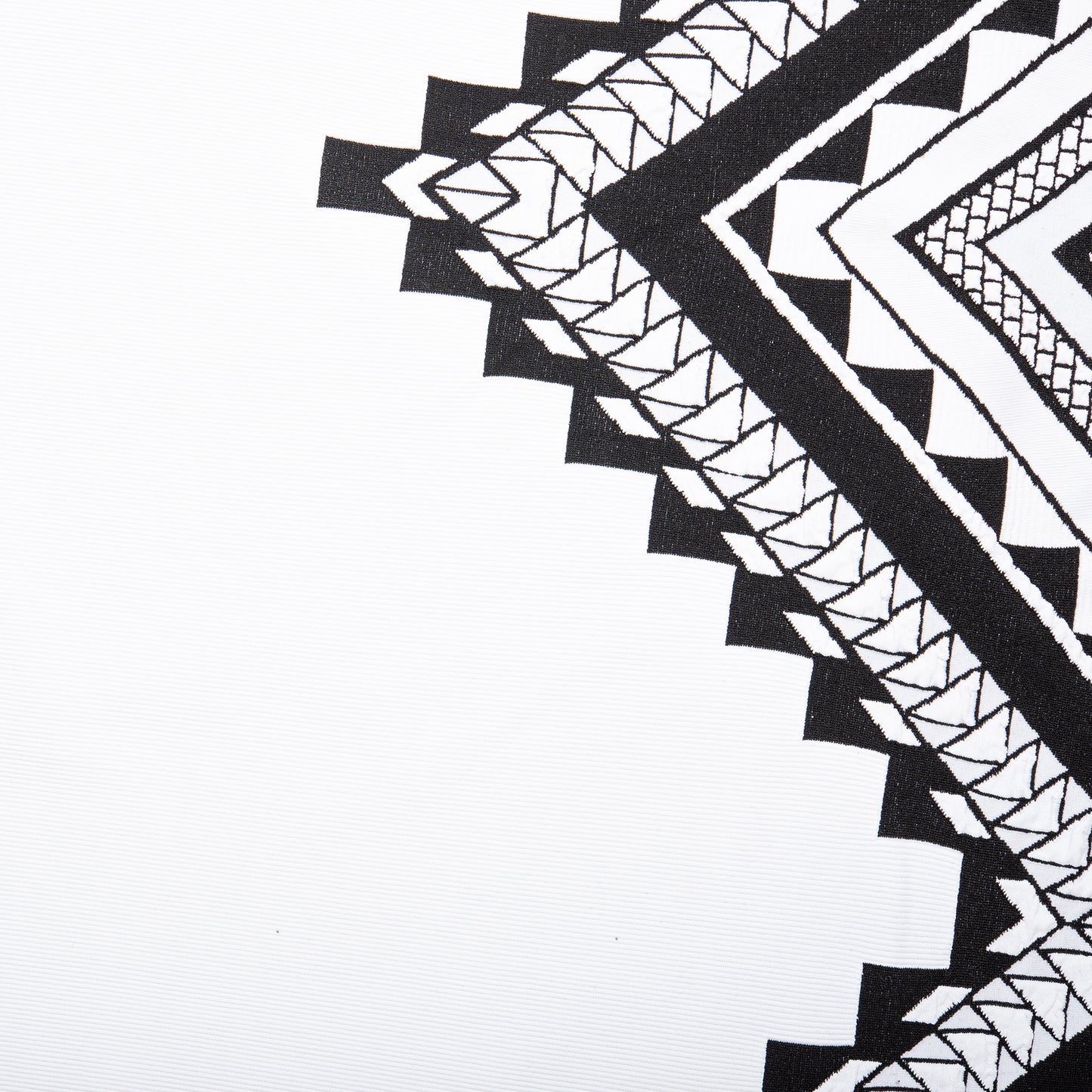 Textured knit - LÉA - Triangles - Black / White