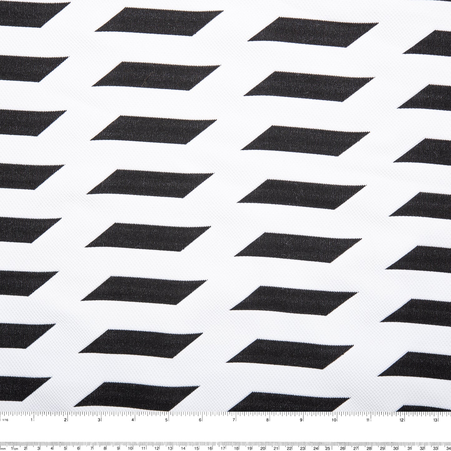 Textured knit - LÉA - Geometric - Black / White